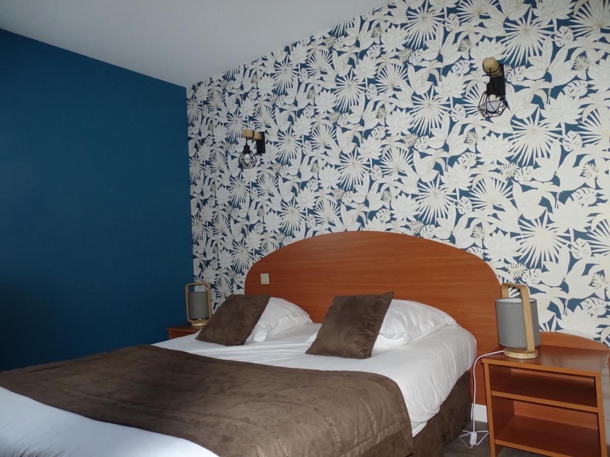 Logis Hotel Les 3 Marchands ブレシュイール エクステリア 写真