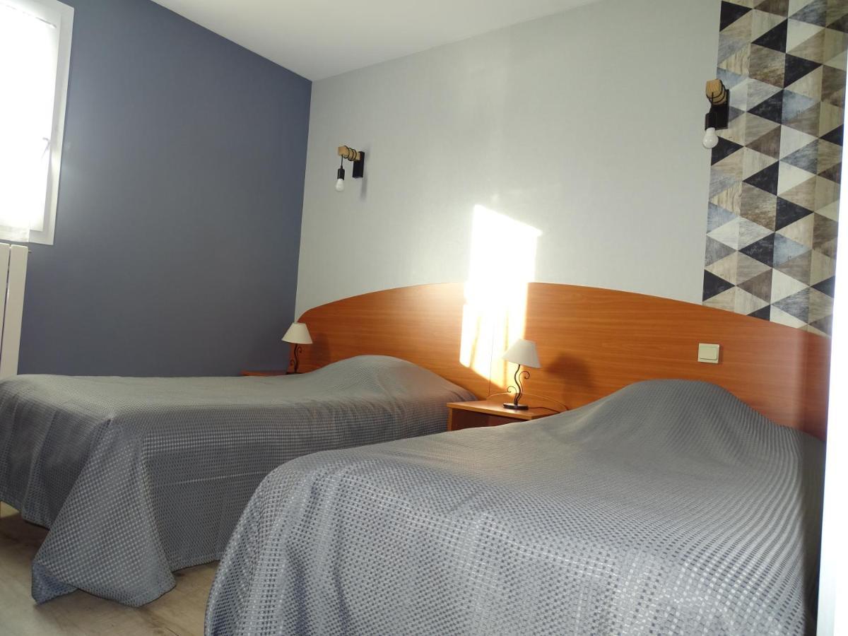 Logis Hotel Les 3 Marchands ブレシュイール エクステリア 写真